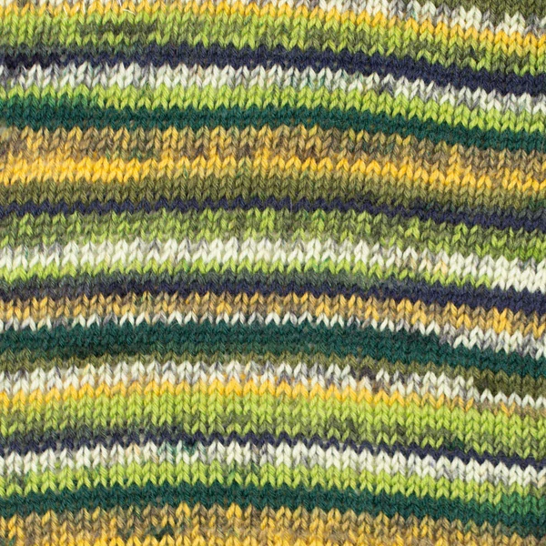 DROPS Fabel PRINT 542 zelená
