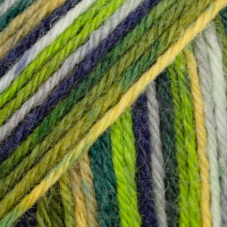 DROPS Fabel PRINT 542 zelená